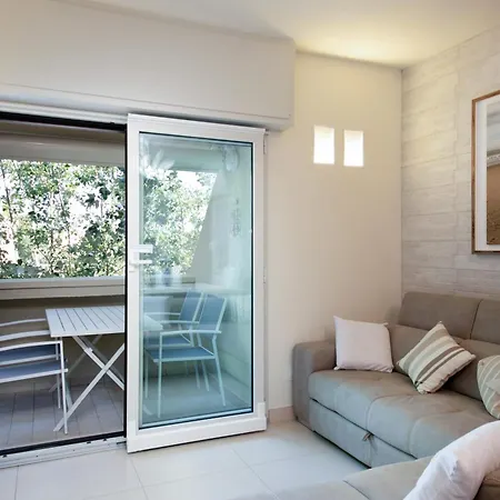 Apartment Sul Mare Con Compresa Bifamiliare *