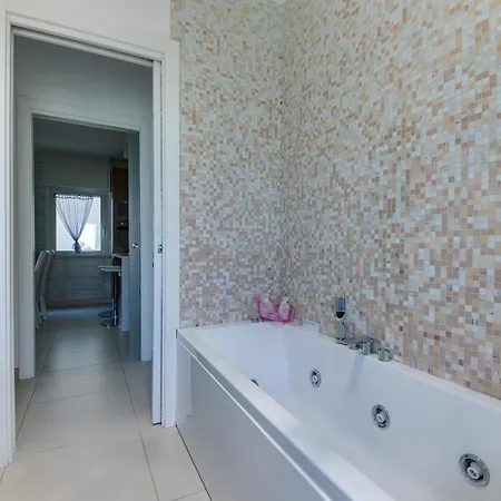 Sul Mare Con Servizio E Aquapark