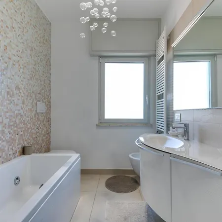 Sul Mare Con Servizio E Aquapark Apartment Riccione