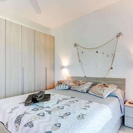 Sul Mare Con Compresa Bifamiliare Apartment