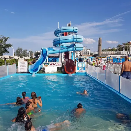 Sul Mare Con Servizio E Aquapark